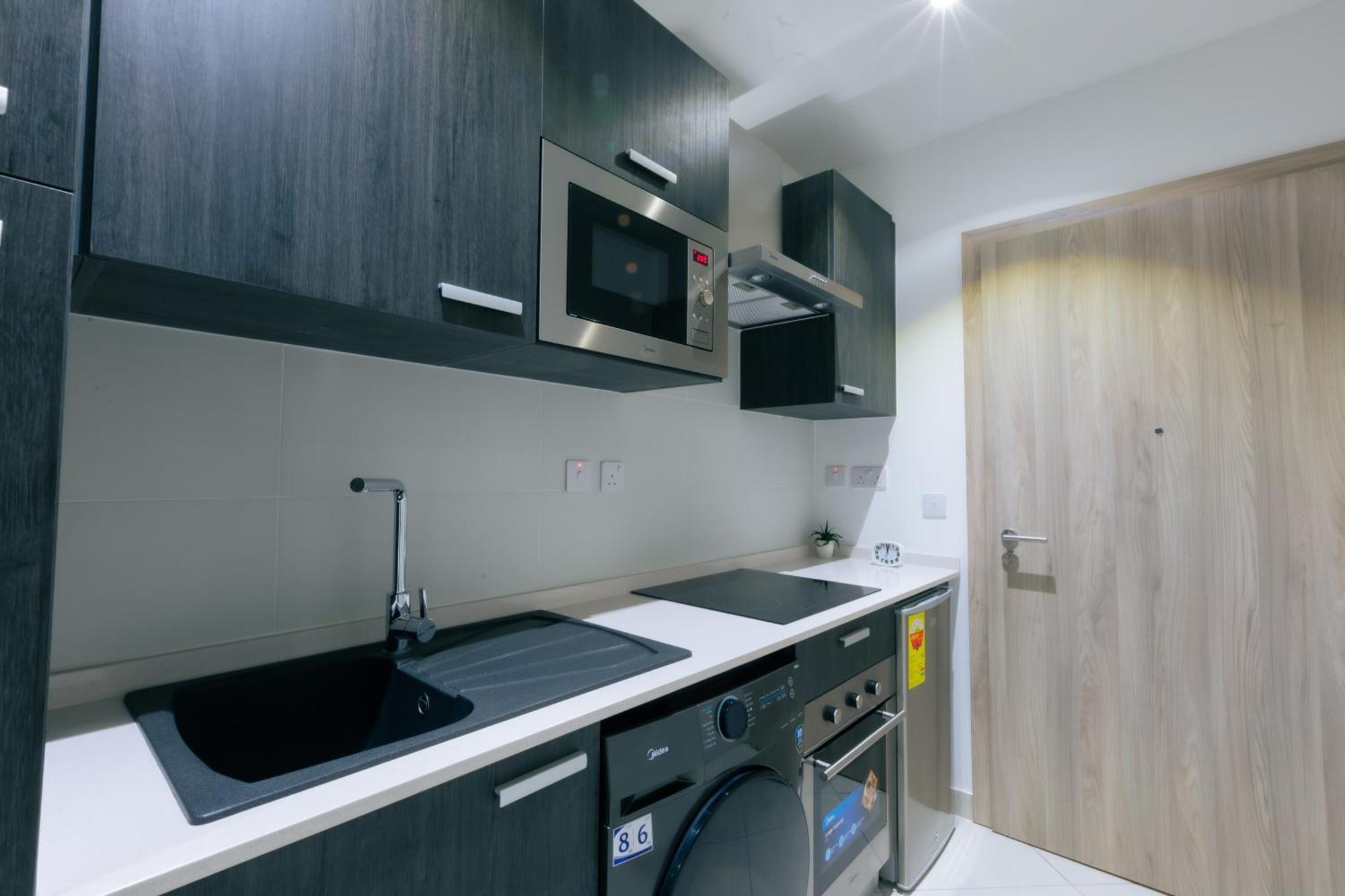 7 Minutes From The Airport - Chic Studio Akkra Exterior foto
