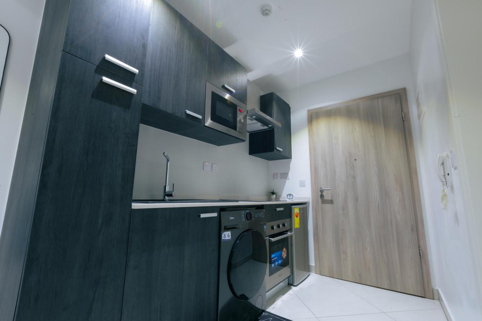 7 Minutes From The Airport - Chic Studio Akkra Exterior foto